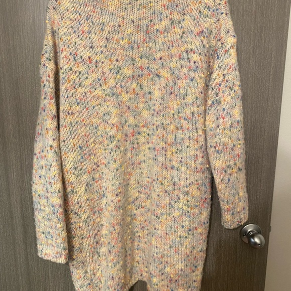 Beautiful and colorful knee length open front sweater! - Picture 3 of 6